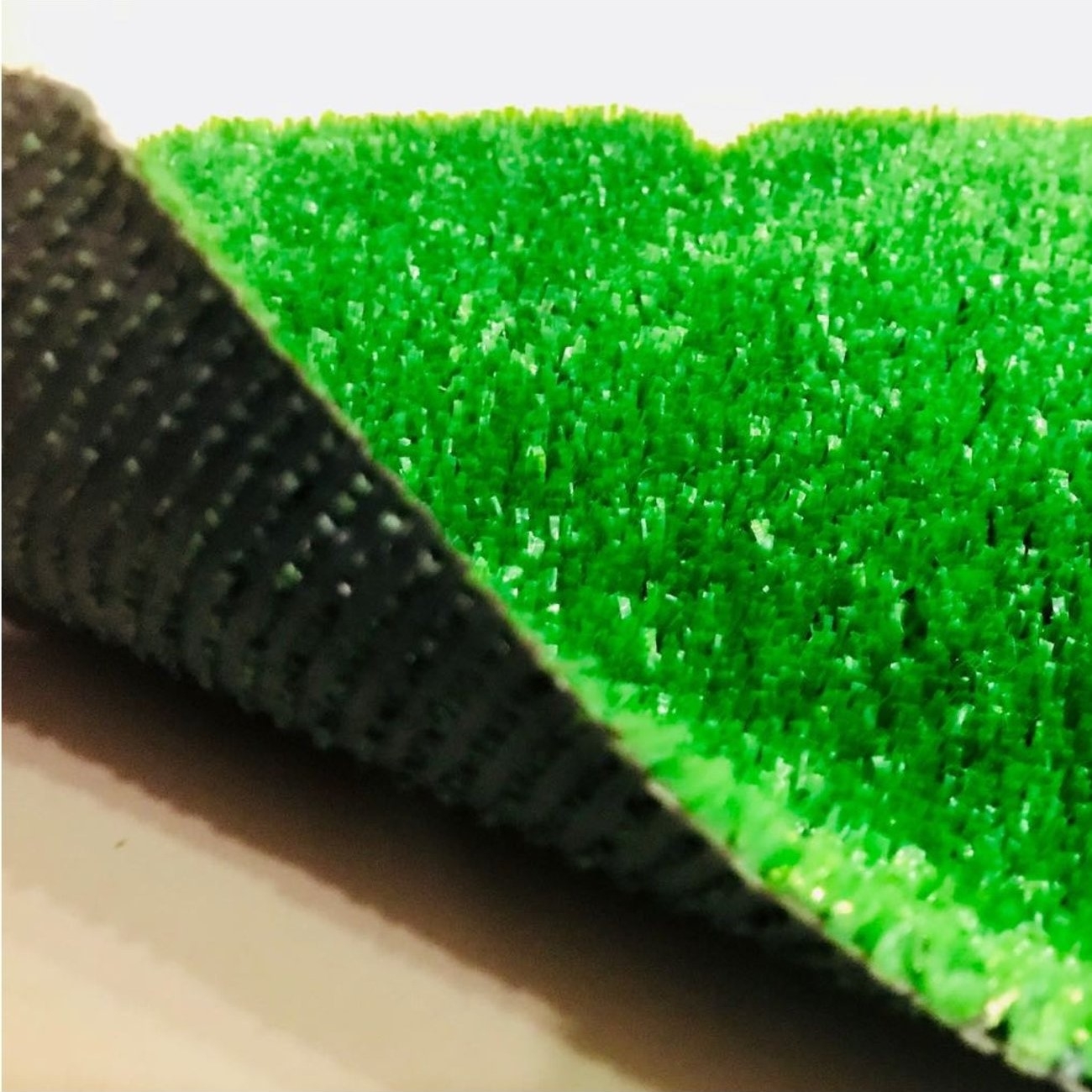 7 mm yeşil çim halı