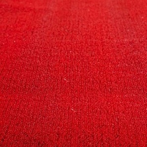 7 MM KIRMIZI ÇİM HALI